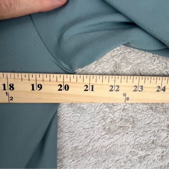 ATHLETA Girl Power Up Half Zip Top Pullover XL Sodalite Blue - Picture 11 of 14